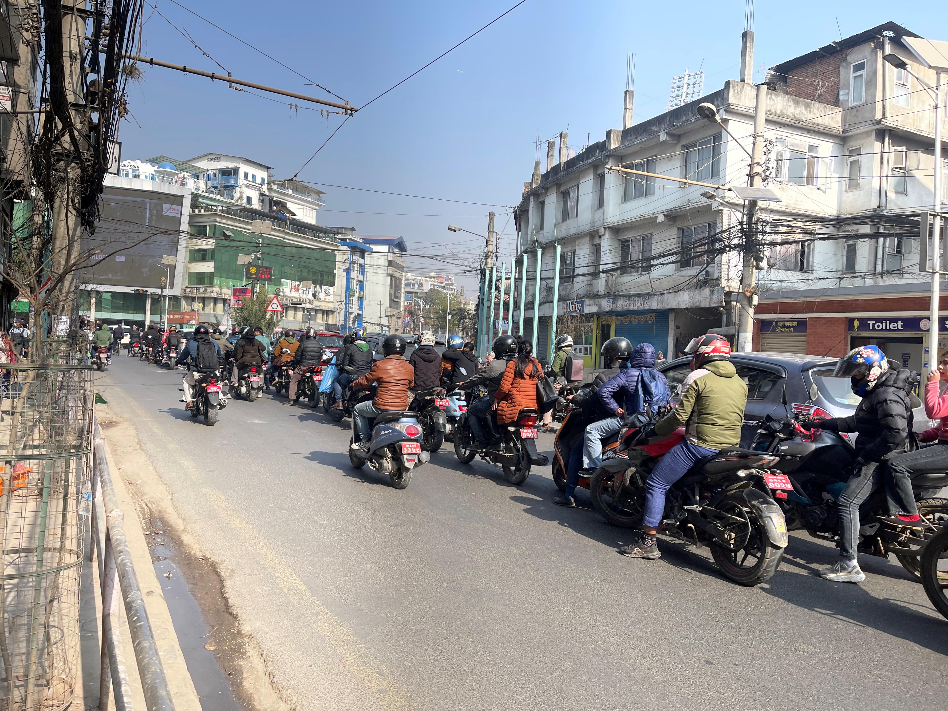 सार्वजनिक यातायात बन्दको कार्यक्रम  फिर्ता गर्ने सहमति