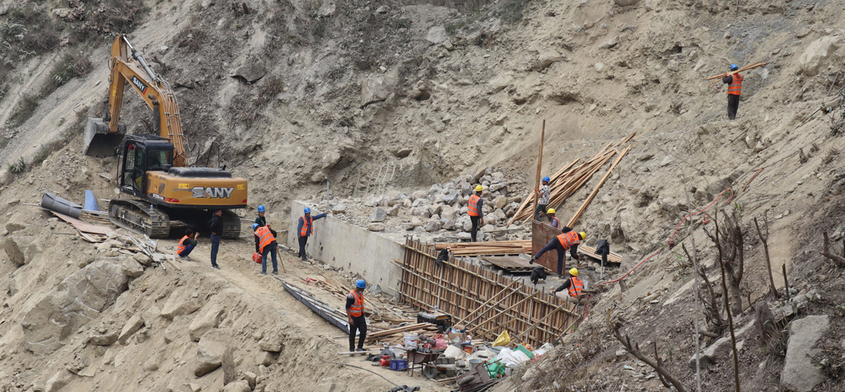 सिद्धबाबा सुरुङ्ग मार्ग निर्माणको लागि बुटवल– पाल्पा सडक खण्ड दैनिक ८ घण्टा बन्द हुने