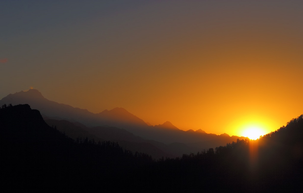 नयाँ वर्ष २०८० को शुभारम्भ, हर्षोल्लास साथ मनाइँदै