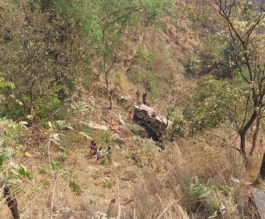 पाल्‍पाको केराबारी नजिकै बस दुर्घटना, एकको मृत्‍यु १८ घाइते