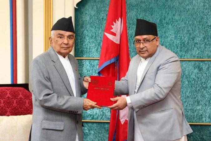 सर्वोच्च अदालतले वार्षिक प्रतिवेदन राष्ट्रपति समक्ष प्रस्‍तुत