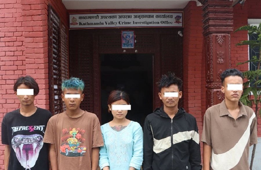 फेसबुक ह्याक गरी रकम ठगी गर्ने पाँच जना पक्राउ