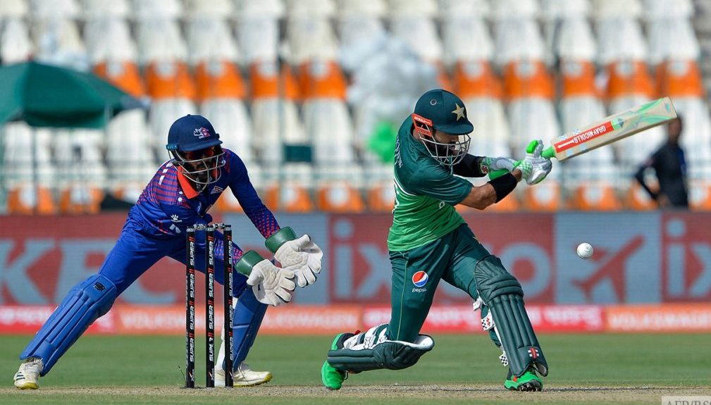 एसिया कप : नेपाललाई पाकिस्तानले दियो ३४३ रनको लक्ष्य