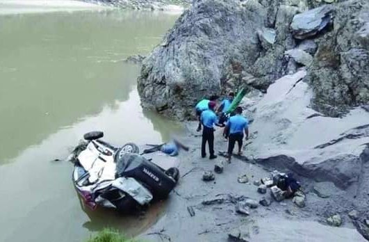 ट्याक्सी दुर्घटना अपडेट: ट्याक्सी त्रिशूलीमा खसेर मृत्यु भएका ५ जनाको परिचय खुल्यो