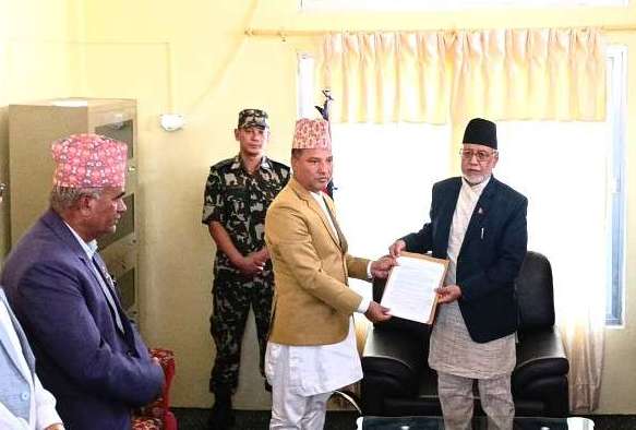 सुदूरपश्चिमको मुख्यमन्त्रीमा दीर्घ सोडारी नियुक्त