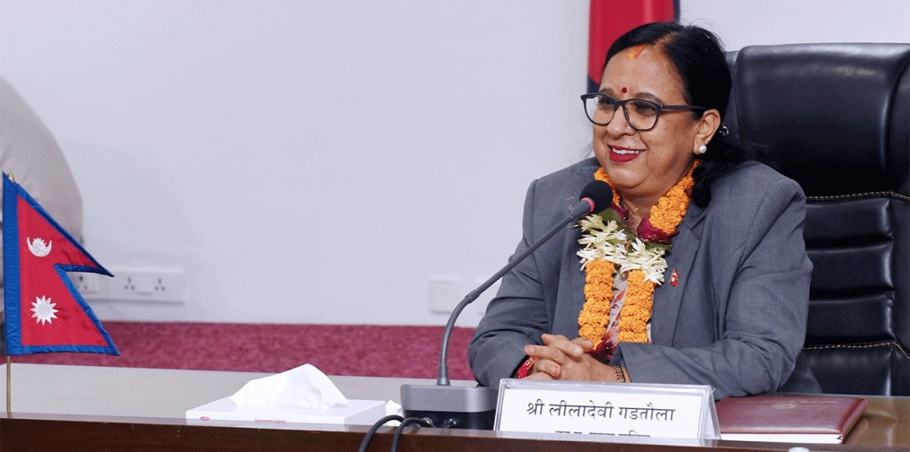 मुख्यसचिवमा लीलादेवी गड्तौला नियुक्त
