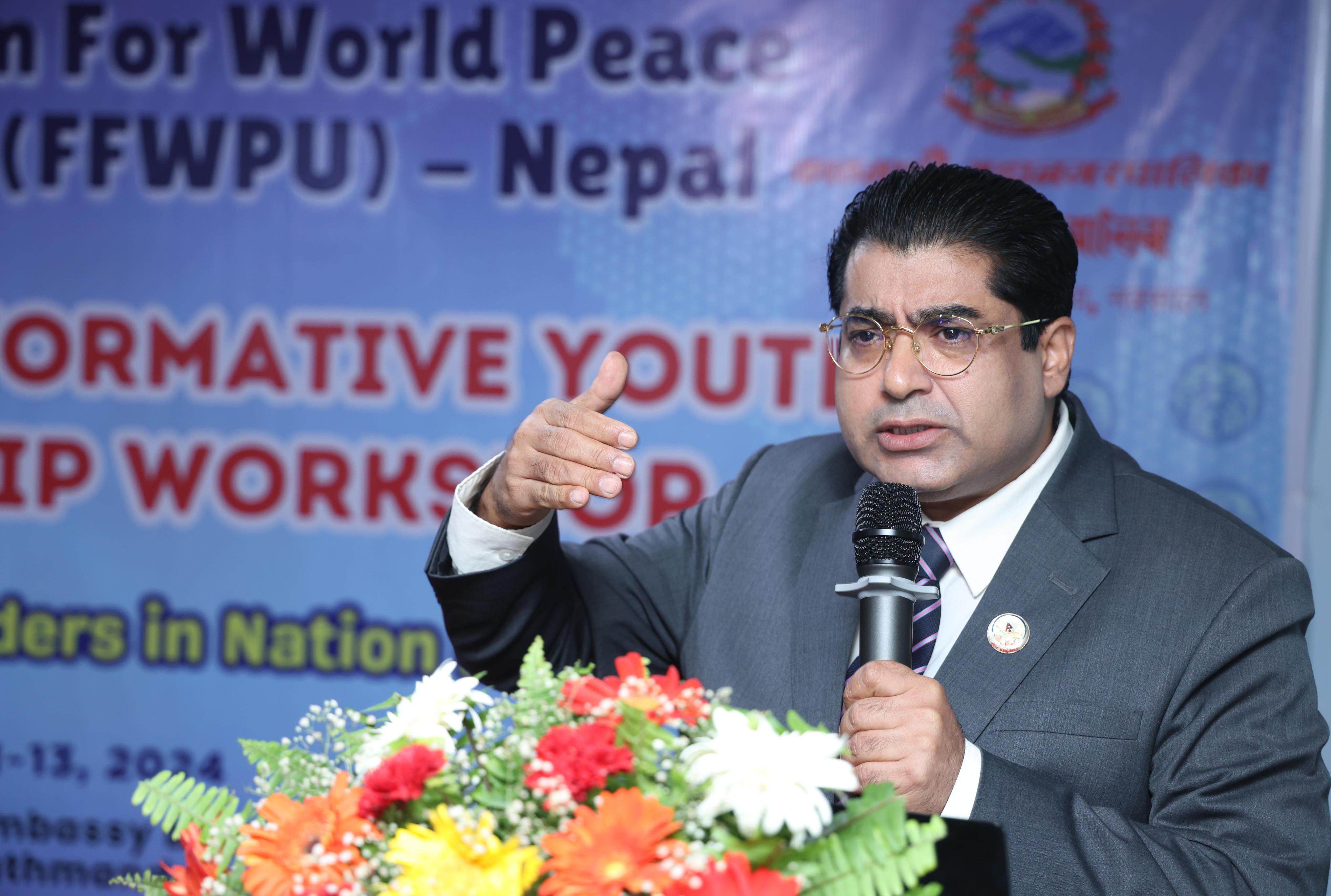 बाहिरी रुपान्तरण देखाएर नेपाली जनताको आँखामा छारो हाल्ने काम भएको दावी