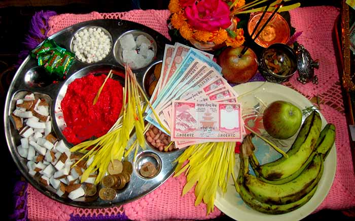 आज विजया दशमी: टीकाको उत्तम साइत बिहान ११ बजेर ३६ मिनेटमा