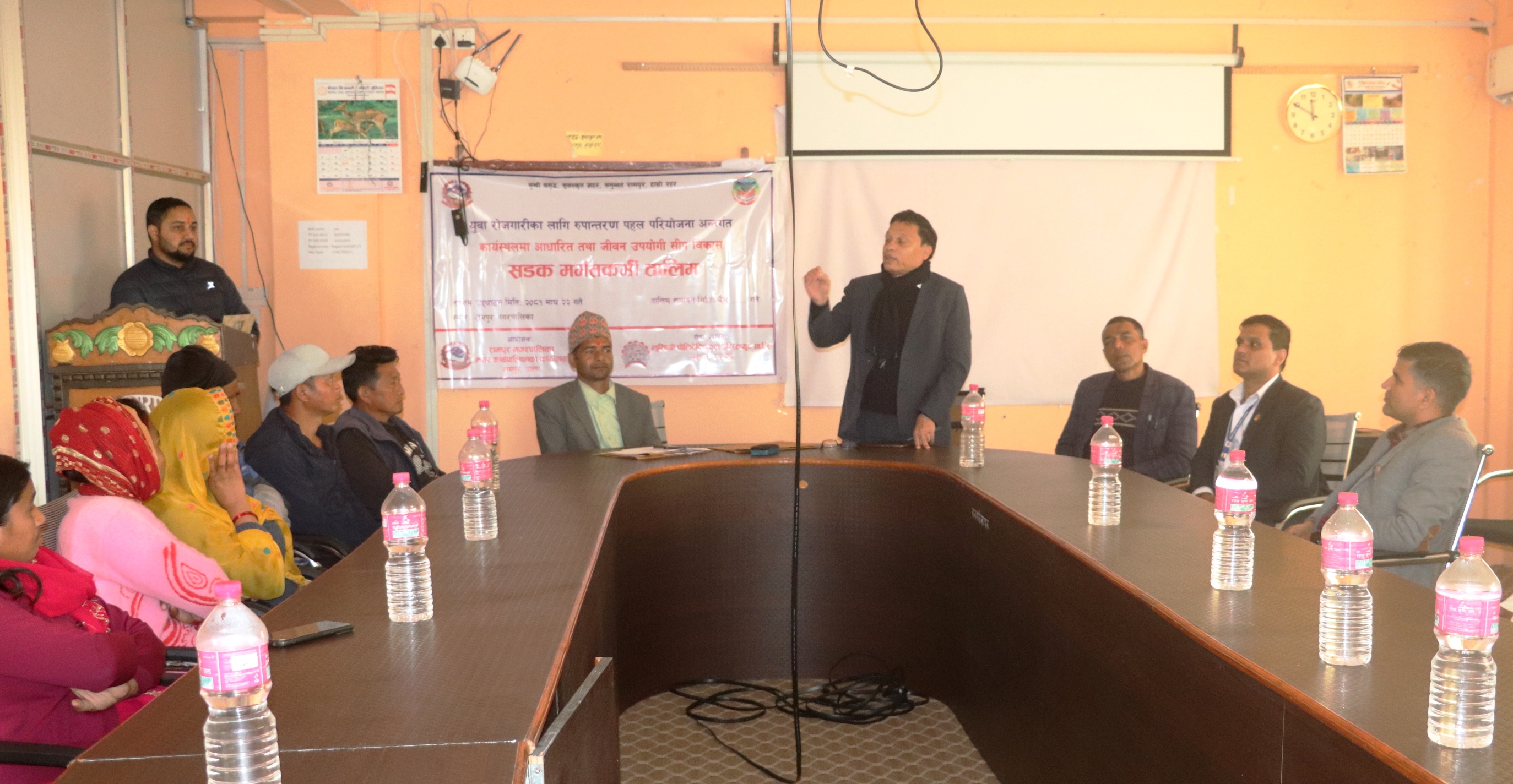 श्रमिकहरका लागि कार्यस्थलमा आधारित तथा जीवन उपयोगी सीप विकास सम्बन्धी तालिम रामपुरमा सुरु