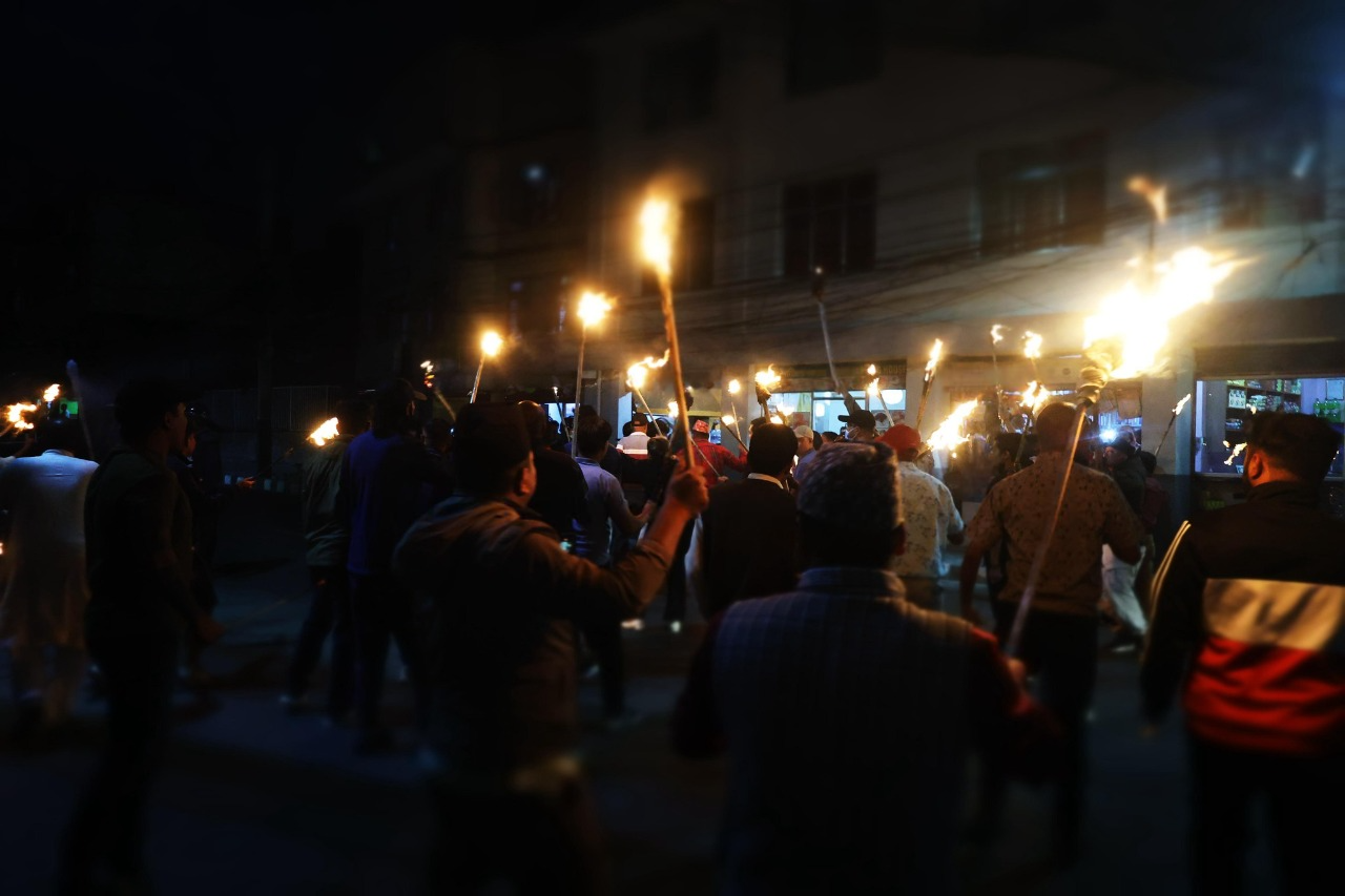 रवीन्द्र र धवल रिहा नगरिएपछि राप्रपाले देशभर निकाल्यो मसाल जुलुस