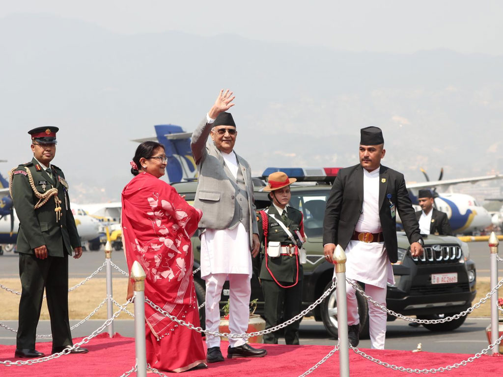 प्रधानमन्त्री ओली र थाइल्याण्डका प्रधानमन्त्री सिनावातबीच भेटवार्ता हुँदै