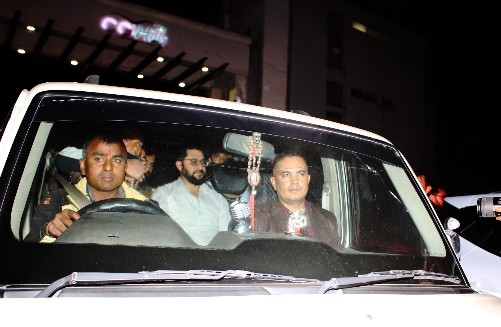 रवि लामिछानेलाई अदालतमा उपस्थित गराइँदै