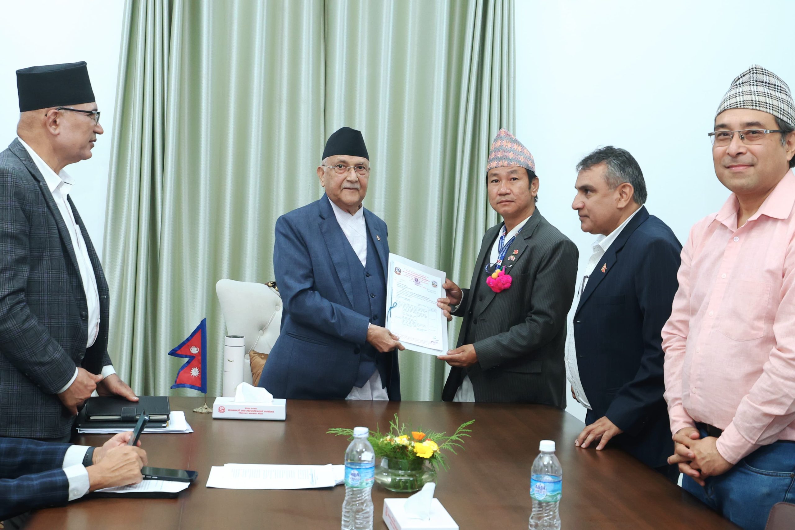 धरानबासीलाई खानेपानीको प्रबन्ध गर्ने प्रक्रिया अघि बढ्यो : प्रधानमन्त्री