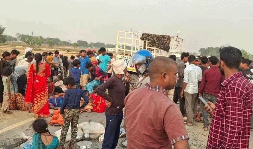 रुपन्देहीमा पिकअप भ्यान पल्टिँदा २ जनाको मृत्यु, २२ घाइते