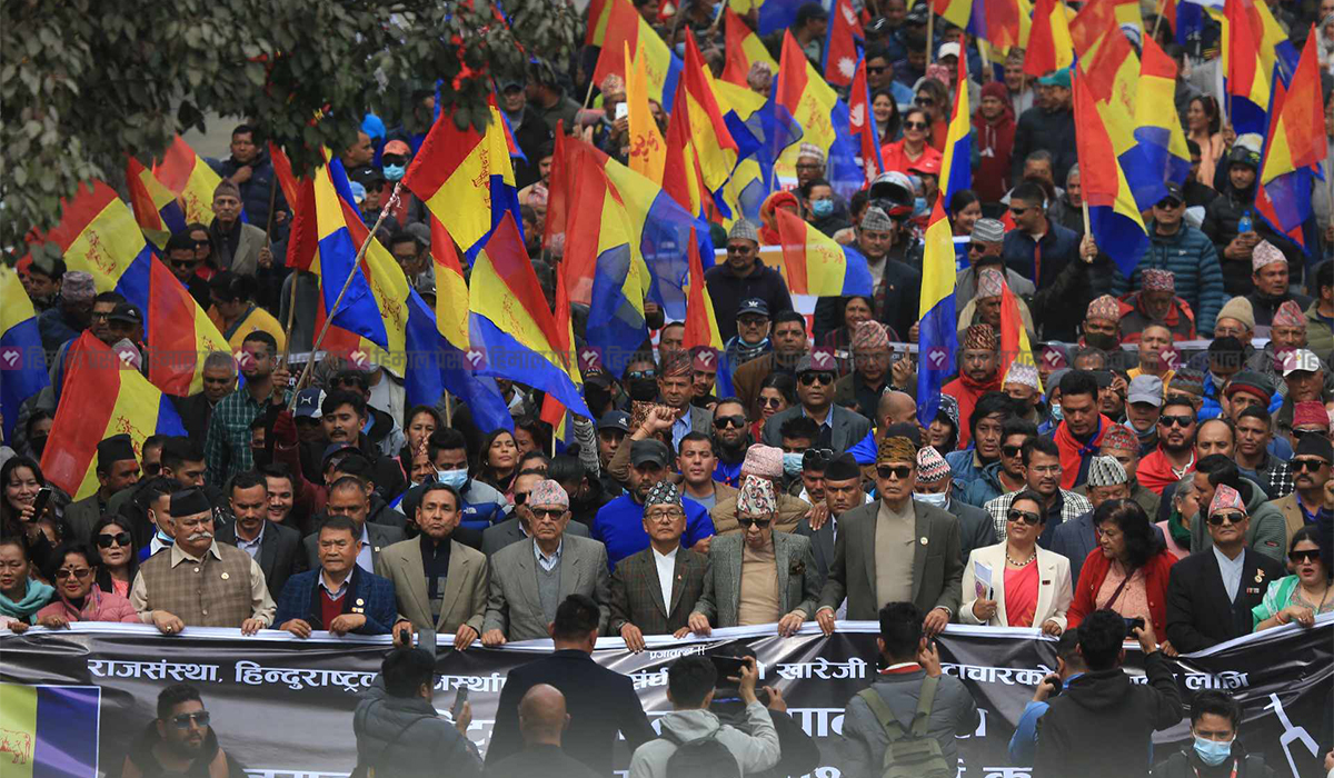 राप्रपाले आज बल्खुमा आमसभा गर्दै