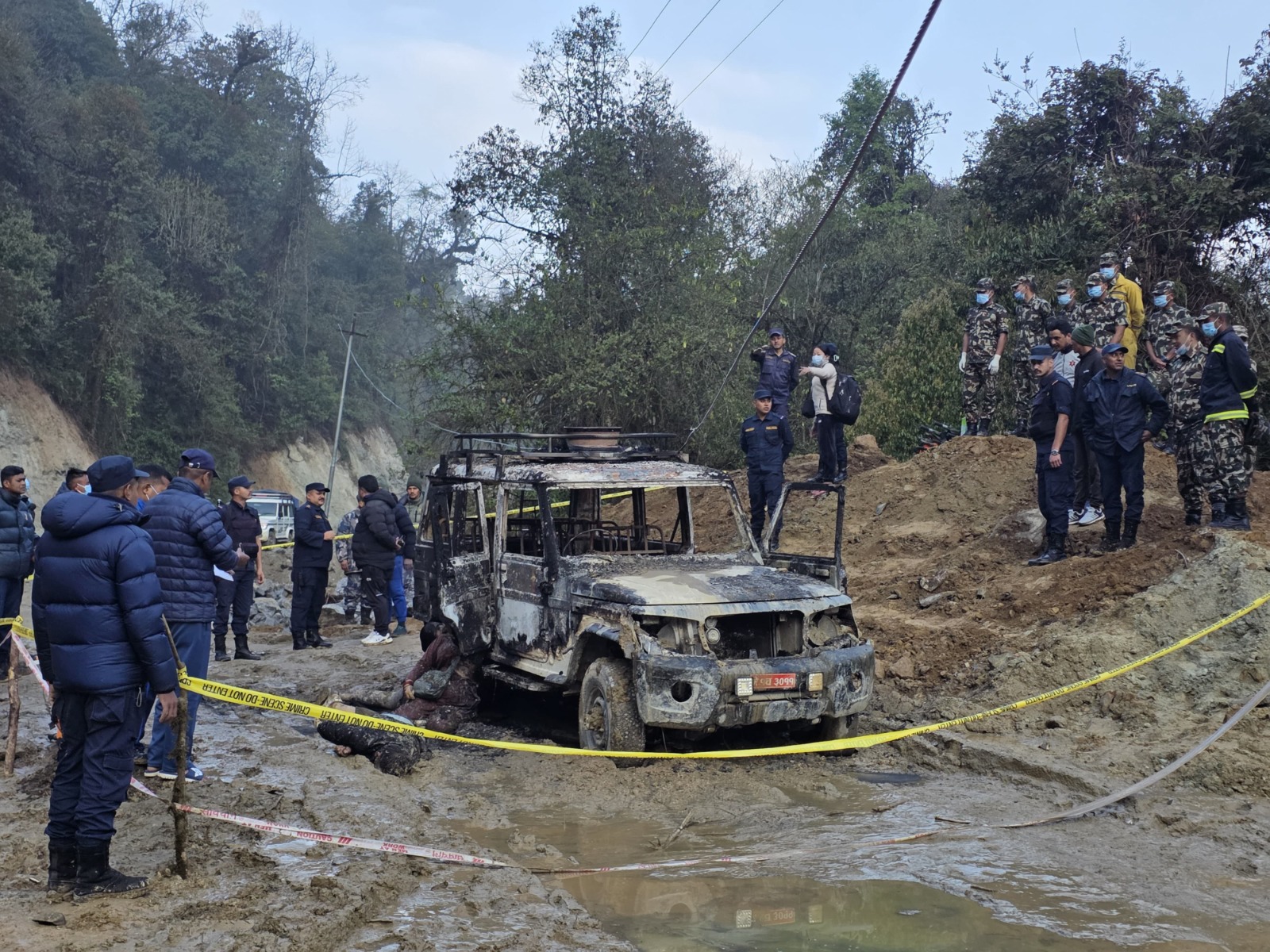 पाथीभरा जाँदै गरेको जिपमा आगलागी, चार जनाको मृत्यु