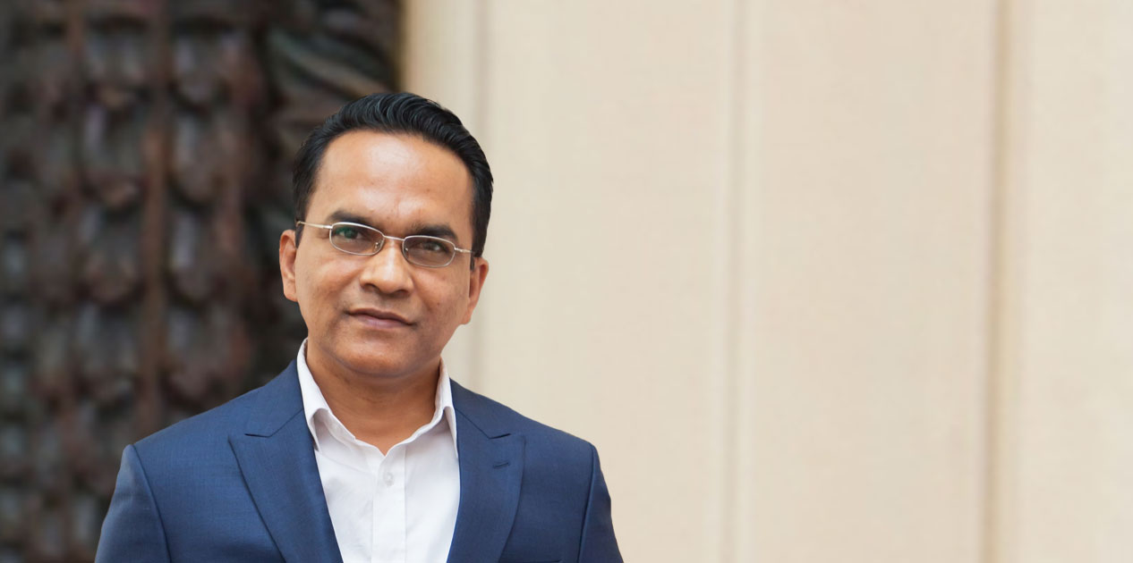 गभर्नरमा विश्व पौडेल नियुक्त