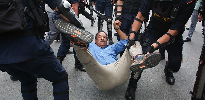 प्रहरीको नियन्त्रणमा रहेका कमल थापा, दिपक सिंह सहित ७ जना रिहा