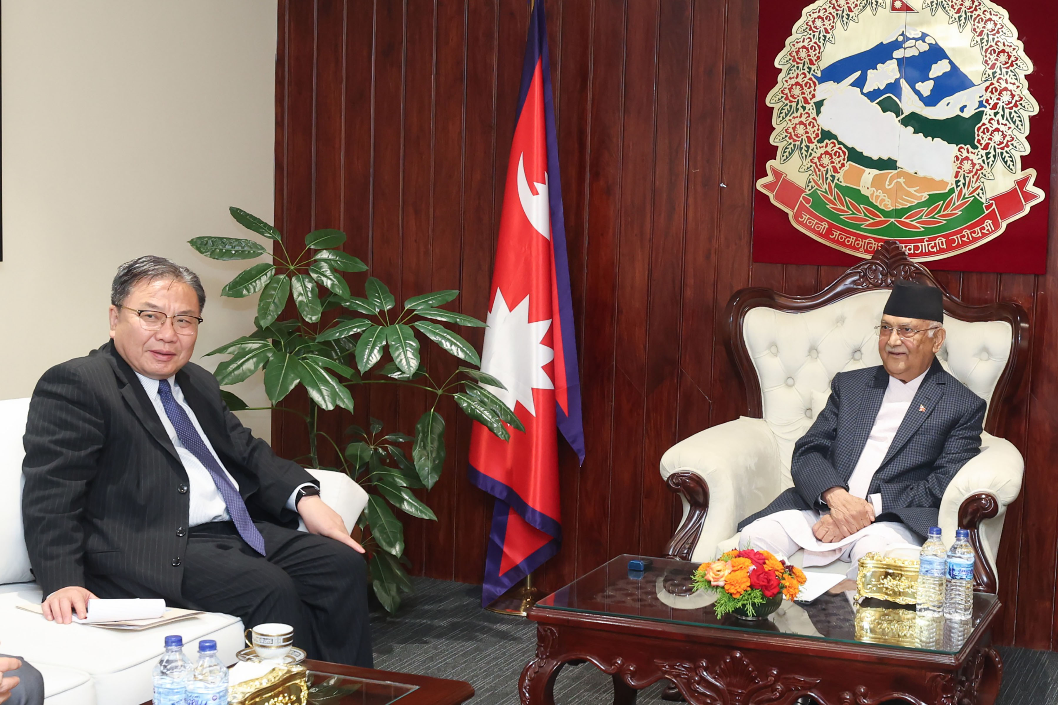 प्रधानमन्त्रीसँग विश्व बैंकका प्रमुख प्रशासकीय अधिकृतको भेट