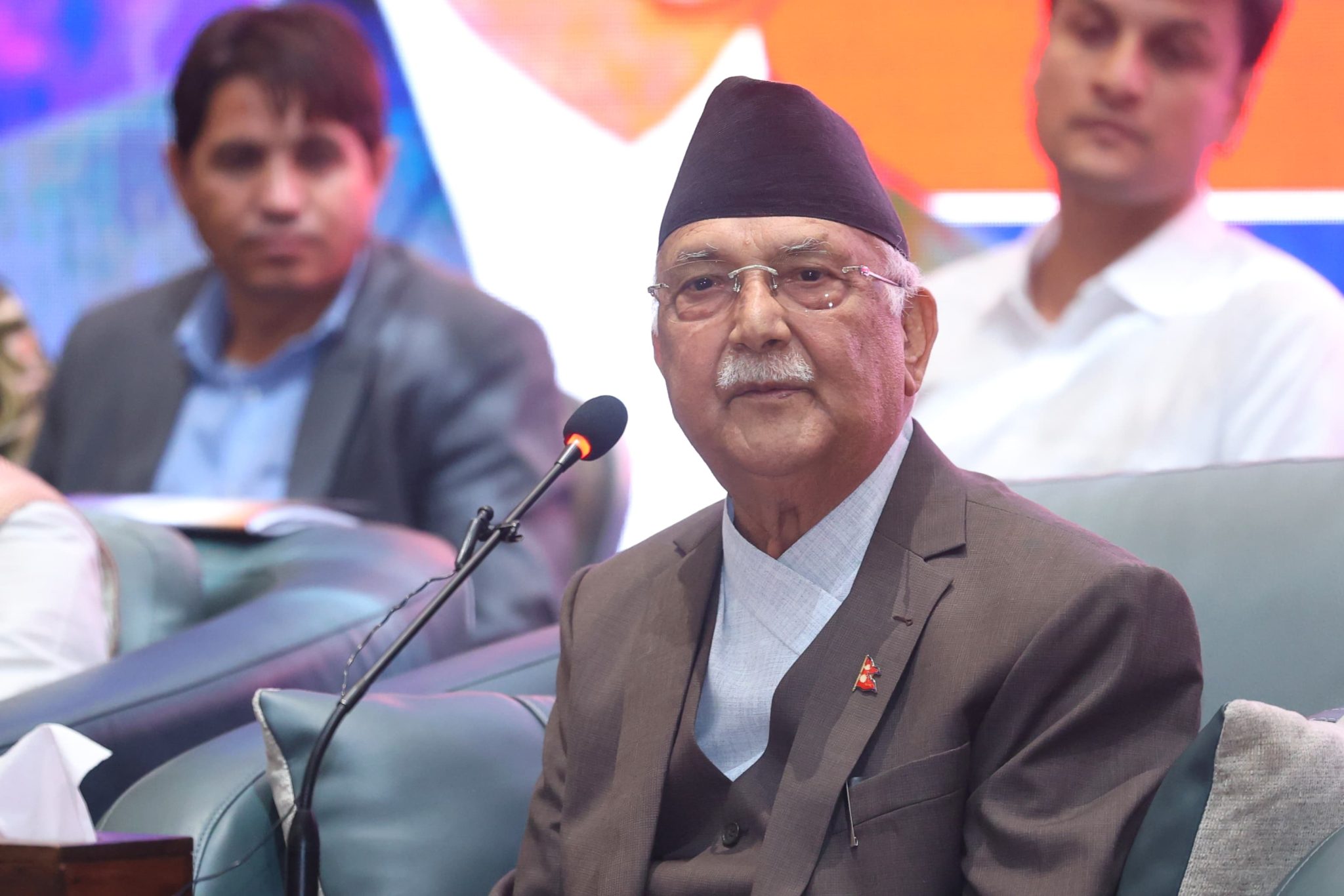 युवाहरु भ्रमित भएमा परिवर्तन र अग्रगमनले गति लिँदैनः प्रधानमन्त्री