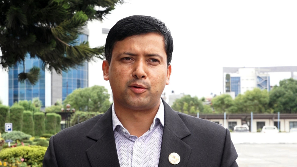 सरकार छाड्ने र आउने कुरा सामान्य राजनीतिक प्रक्रिया हो : प्रमुख सचेतक बर्ताैला