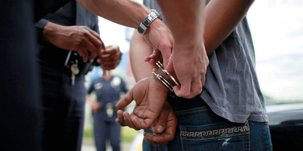 सर्बिया र ग्रीस पठाइदिन्छु भन्दै ठगी गर्ने दुई जना पक्राउ