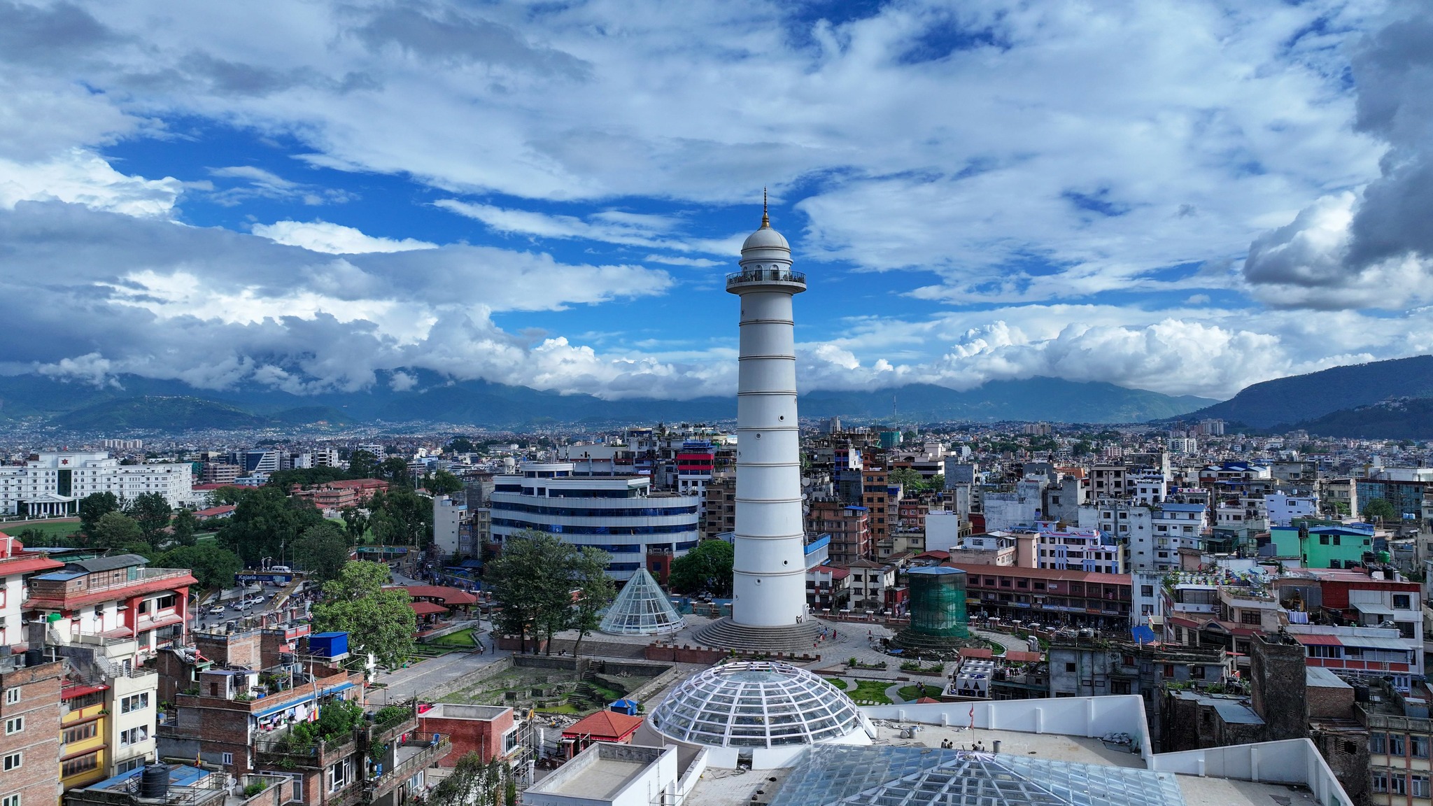 साउन १ बाट धरहरा बिहान ८ देखि बेलुकी ८ बजेसम्म खुल्ने