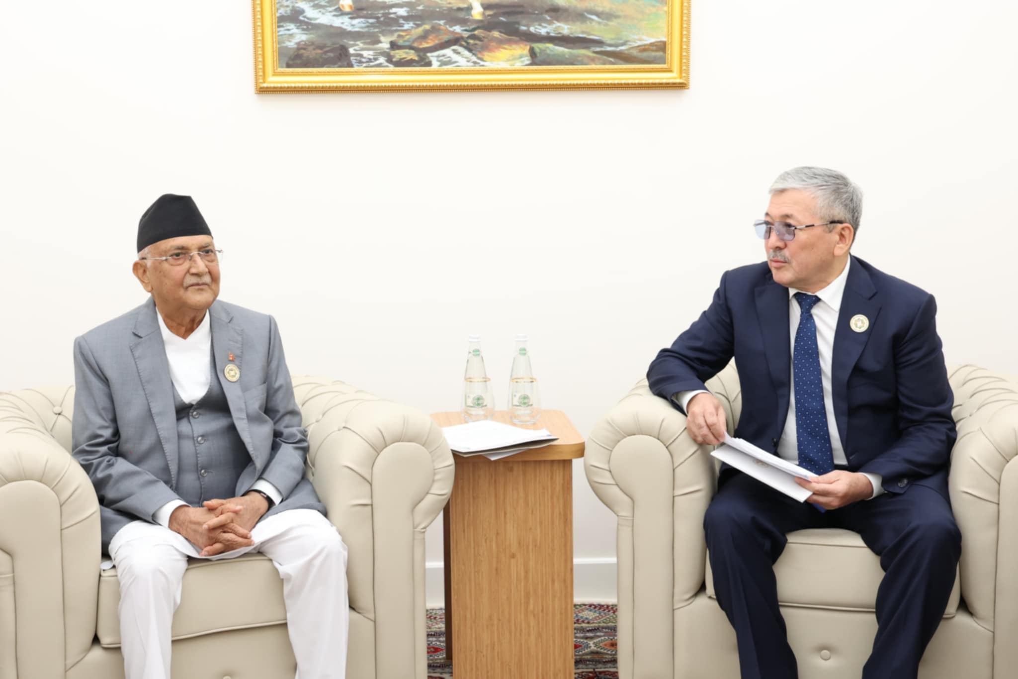 प्रधानमन्त्री ओली र किर्गिज गणतन्त्रका मन्त्रिपरिषद्का अध्यक्ष कासिमालिभबीच भेटवार्ता