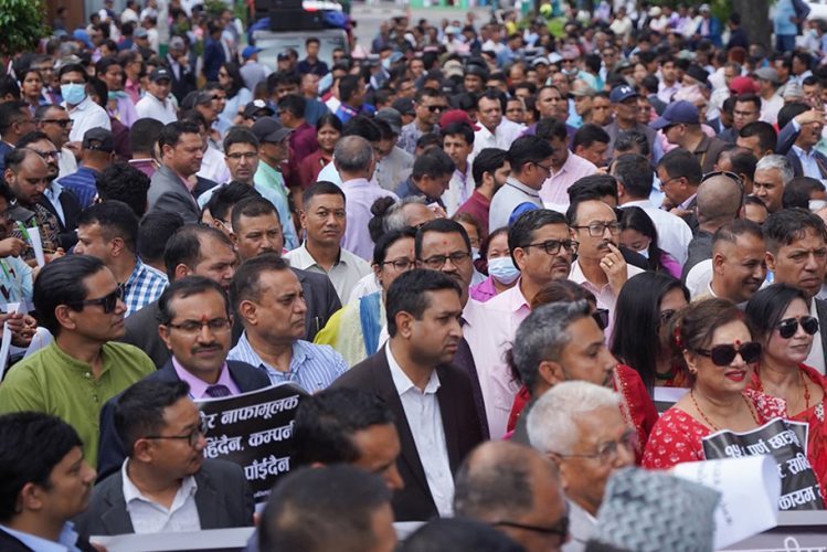 निजी विद्यालय सञ्चालकहरूले दिए भदौ २४ र २५ गते विद्यालय बन्द गर्ने चेतावनी