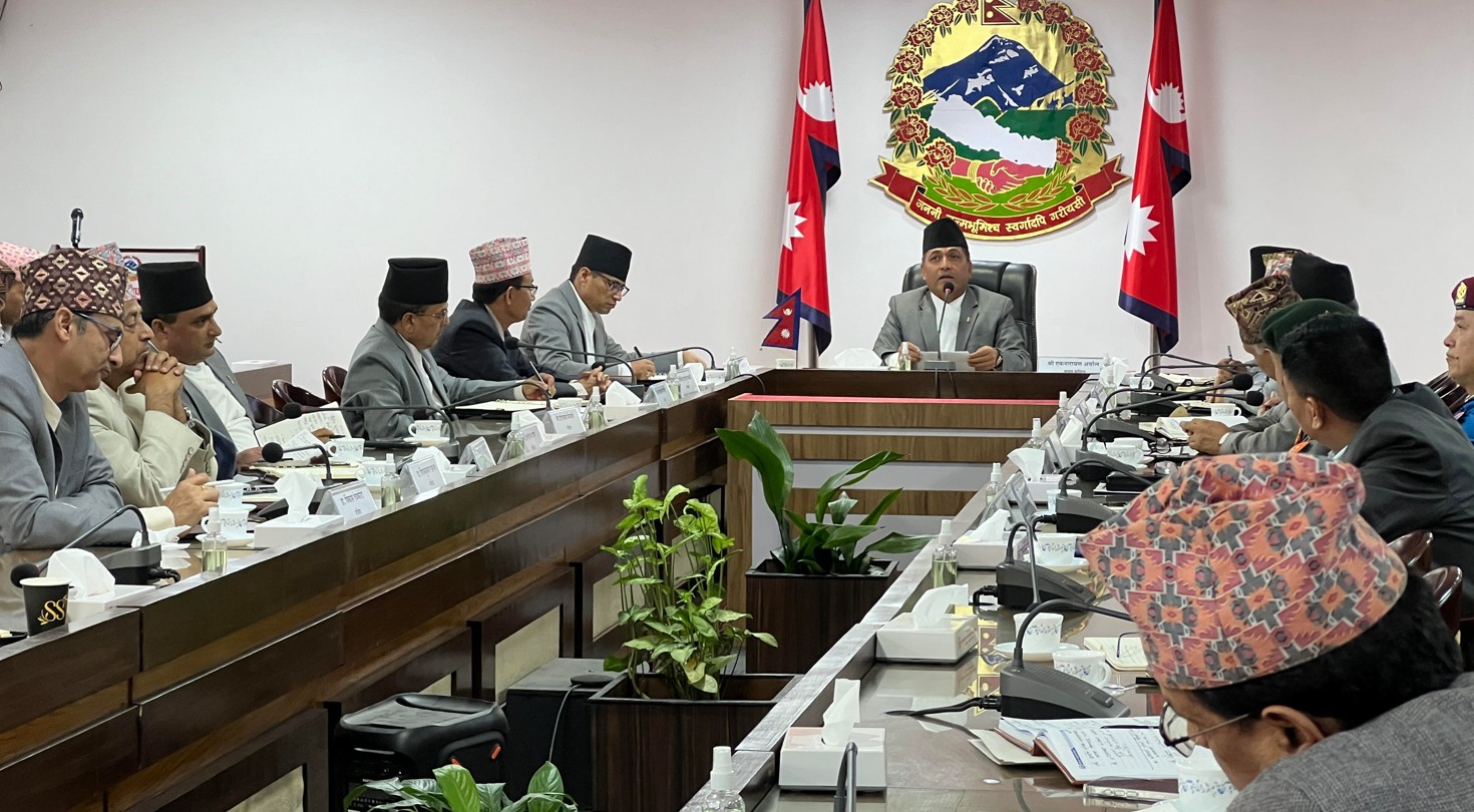 सरकारी कर्मचारीलाई  बैठक भत्ता नदिने, दरबन्दी पनि २० प्रतिशतसम्म कटौती गरिने