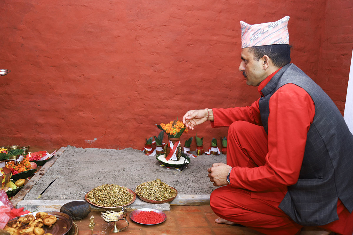 बसन्तपुरको हनुमानढोकाको दसैँ घरमा राखियो जमरा