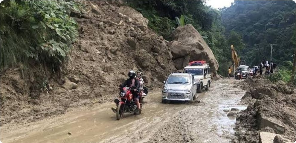 हेटौंडा-काठमाडौं जोड्ने दुई सडकमा राति सवारीसाधन सञ्चालनमा रोक