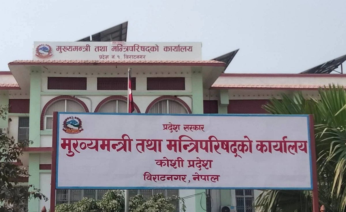 बाढीपहिरो प्रभावित जिल्लामा स्वास्थ्य सेवा सहज तुल्याउने प्रयासमा प्रदेश सरकार