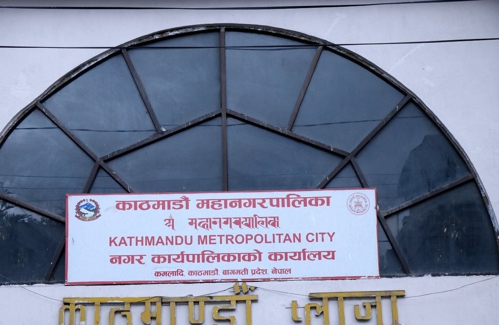 अतिक्रमित सार्वजनिक जग्गा र मापदण्ड विपरीतका संरचना हटाउन निर्देशन