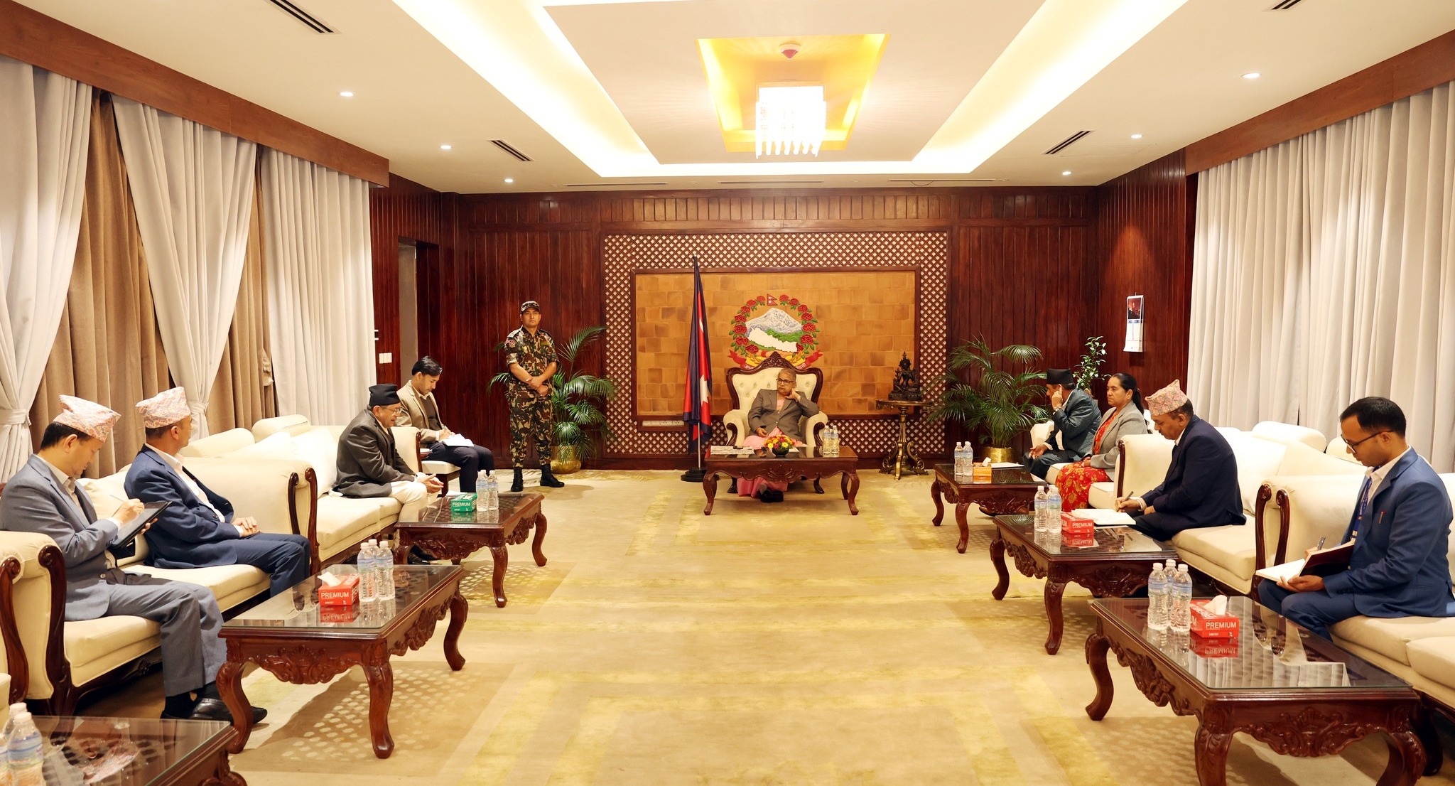 प्रधानमन्त्री कार्की र संघीय संसद्का दुवै सदनका प्रमुखबीच भेटवार्ता