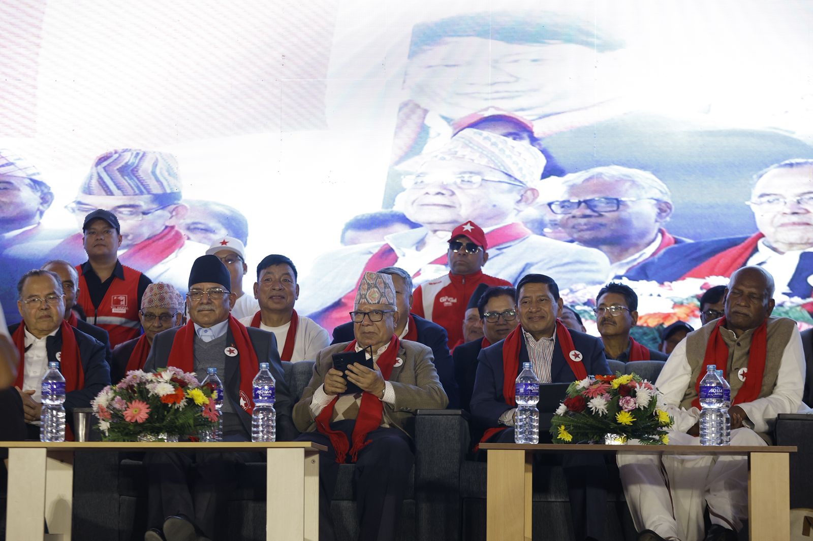 माओवादी केन्द्र र एकीकृत समाजवादीसहित आठ बाम दलको एकता घोषणा