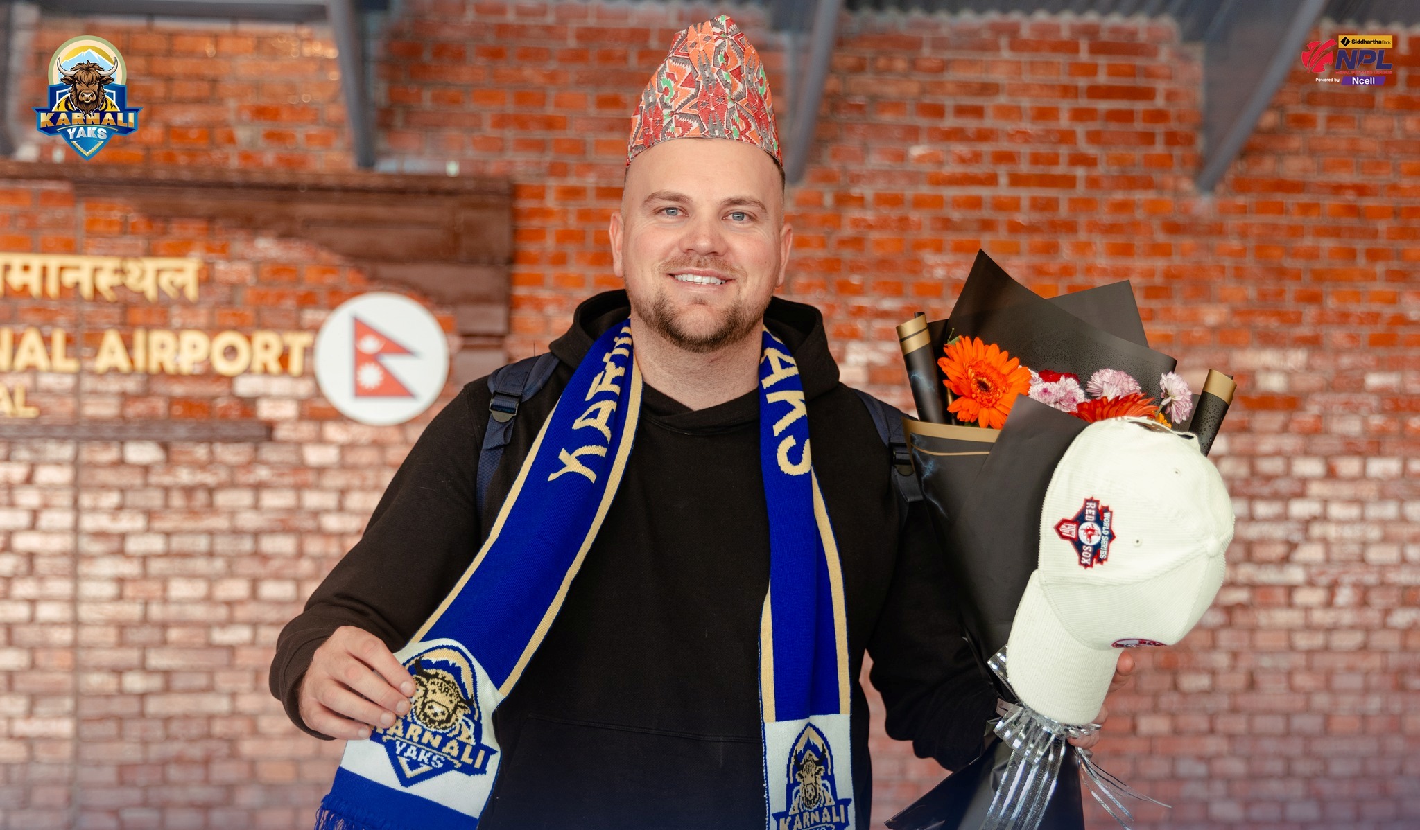 कर्णालीबाट खेल्न मार्क वाट नेपाल आइपुगे