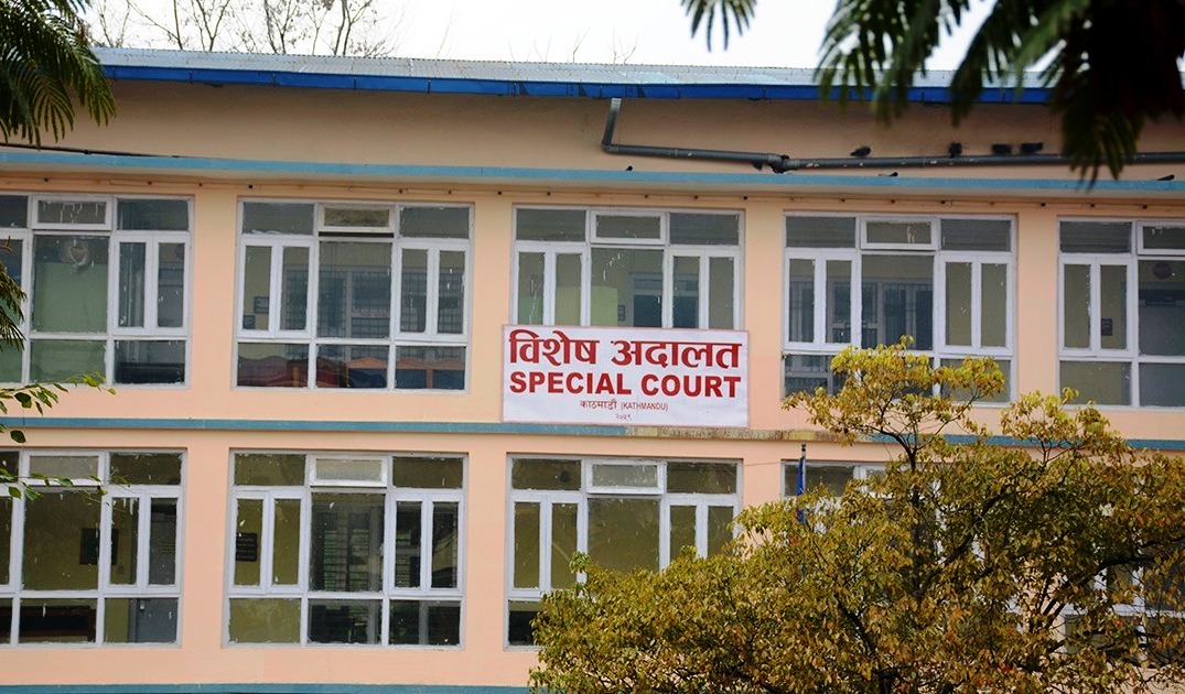 पोखरा विमानस्थल भ्रष्टाचार प्रकरणमा निलम्बित महानिर्देशकलाई पाँच लाख धरौटीसहित तारेखमा राख्न आदेश