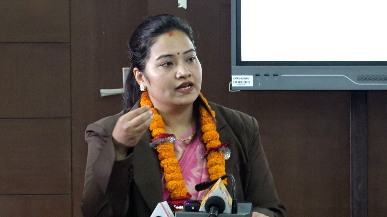 सरुवा भएको ठाउँमा नजाने कर्मचारीलाई सामान्य प्रशासन मन्त्री रावलको चेतावनी: मार्ग प्रशस्त गर्नु, अर्को आउँछ