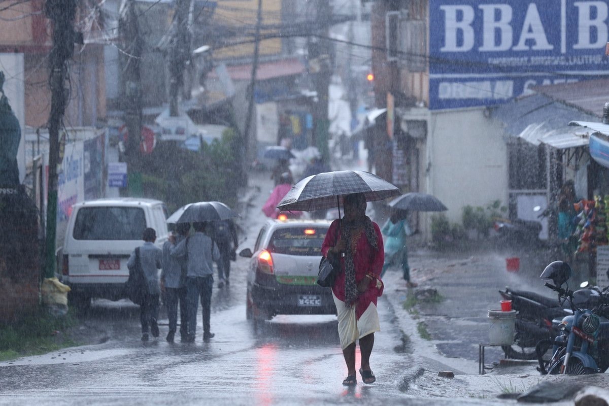 कोशी र गण्डकी प्रदेशका केही स्थानहरूमा  मेघगर्जन/चट्याङसहित मध्यमसम्मको वर्षा र हिमपातको सम्भावना