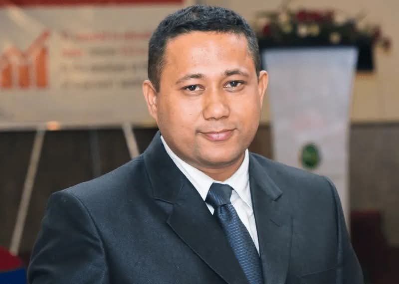 नेपाल-भारतबीचको सम्बन्ध थप सुदृढ गर्न तत्पर छौँ: परराष्ट्र मन्त्री खनाल