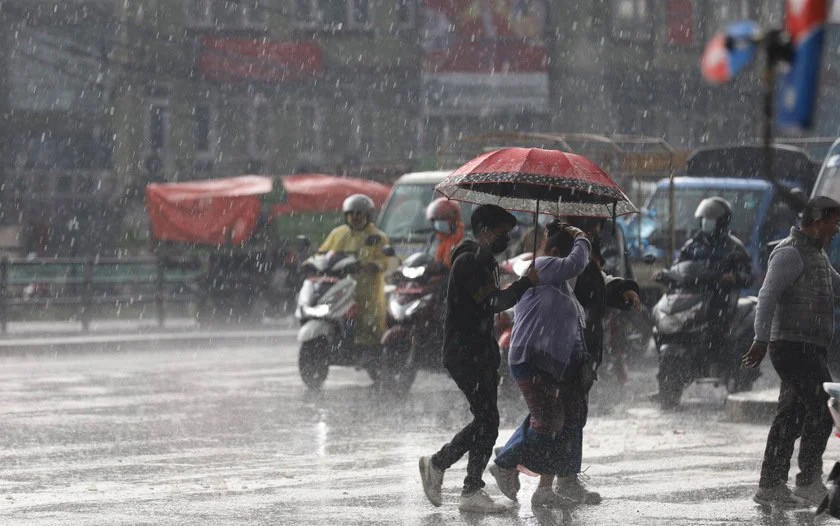 देशभर मनसुनी वायुको प्रभाव: गण्डकी, लुम्बिनी र सुदूरपश्चिम प्रदेशका केही स्थानमा भारी वर्षाको सम्भावना