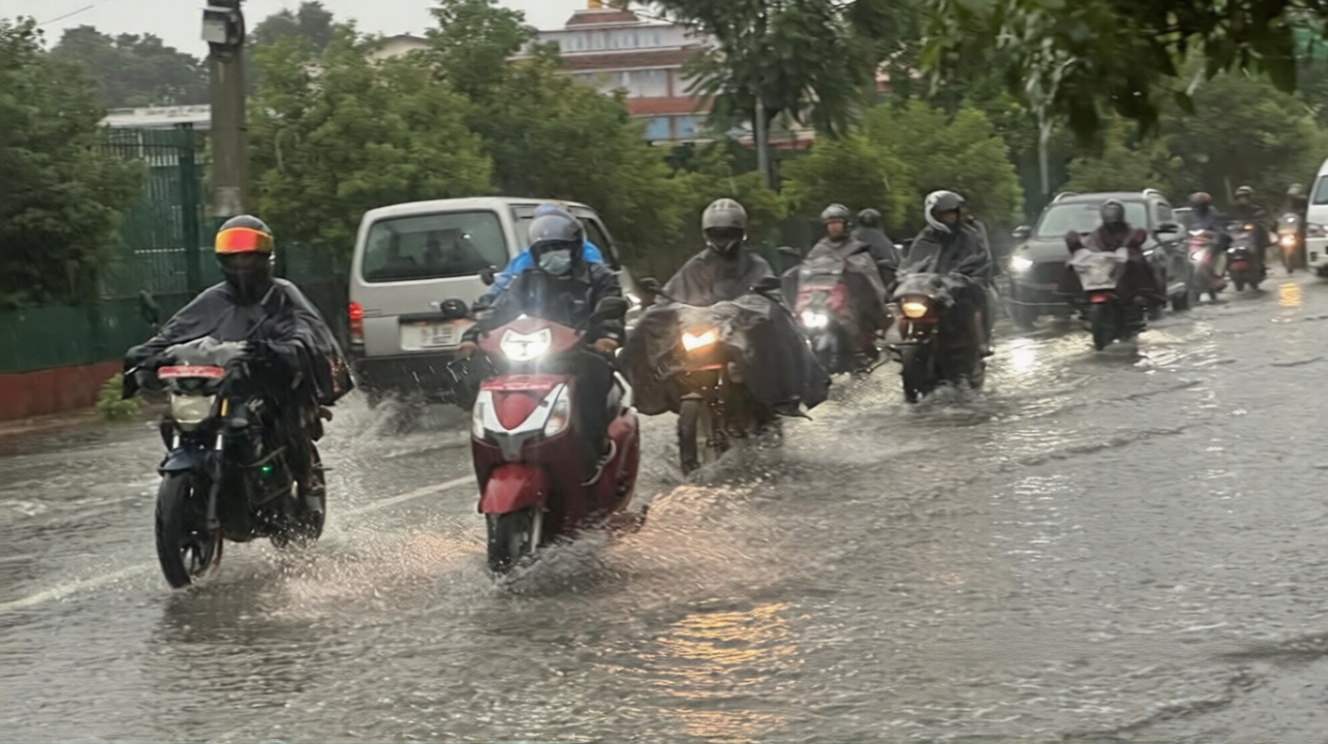 देशका केही प्रदेशमा भारी वर्षाको सम्भावना, उच्च सतर्कता अपनाउन आग्रह