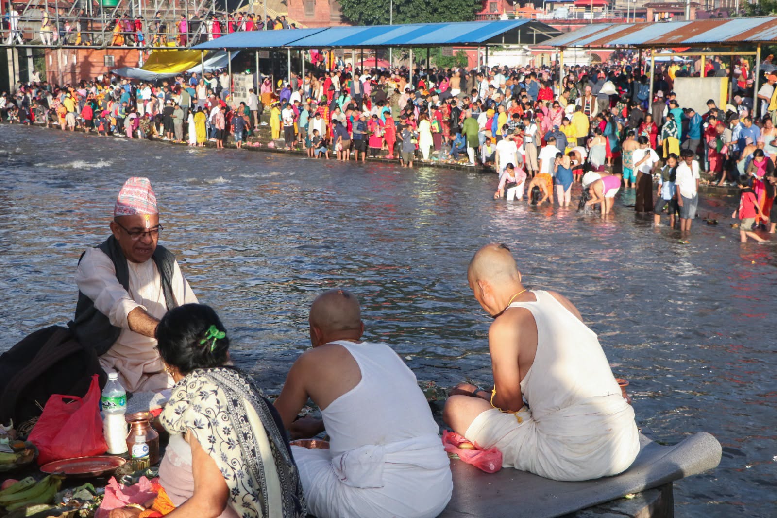 कुशे औँसी तथा बुवाको मुख हेर्ने दिन : सम्मान, श्रद्धा र पितृप्रेमको पर्व
