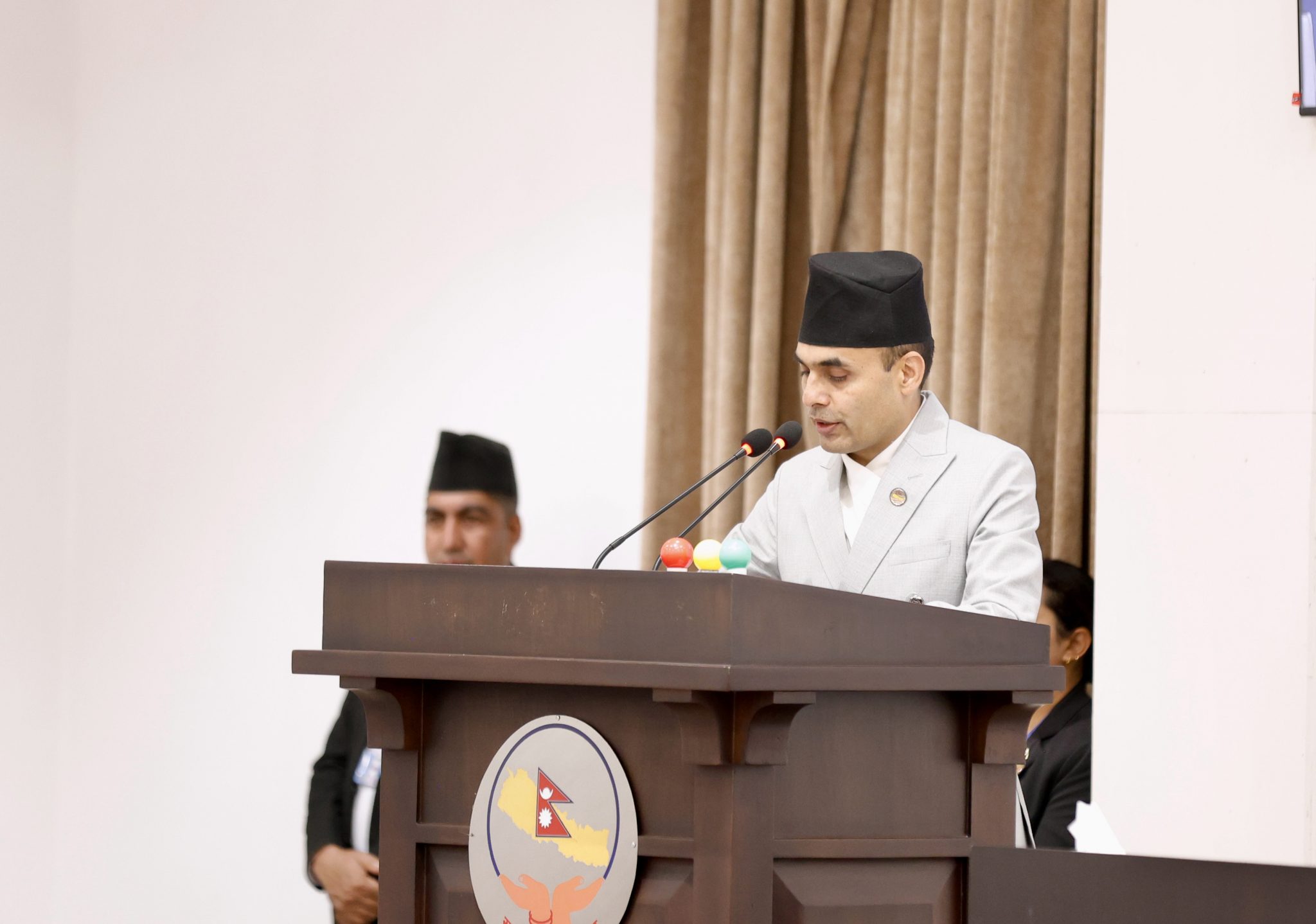दुई सय टेलिफोन टावर र १५९७ स्थानमा फोरजी विस्तार गरिने