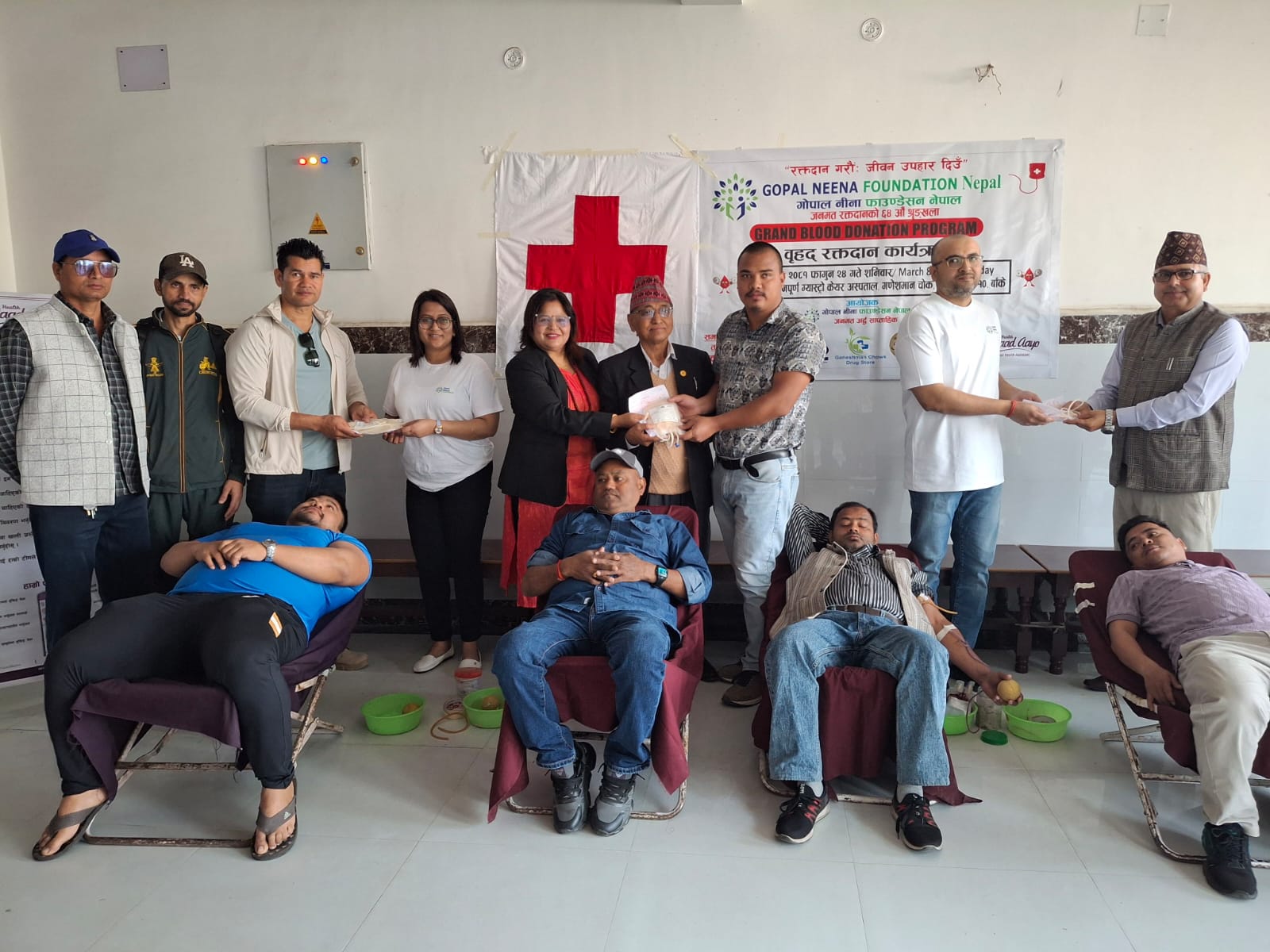 अन्तर्राष्ट्रिय नारी दिवसमा ११ महिला सहित ६० जनाले रक्तदान गरे